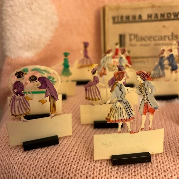 💕Vintage Vienna Handwork Placecard Set